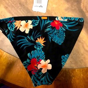 🍀 ROXY BIKINI BOTTOM GIRLS SIZE 16 / XXL 🔥NWT HAWAIIAN FLOWER PRINT